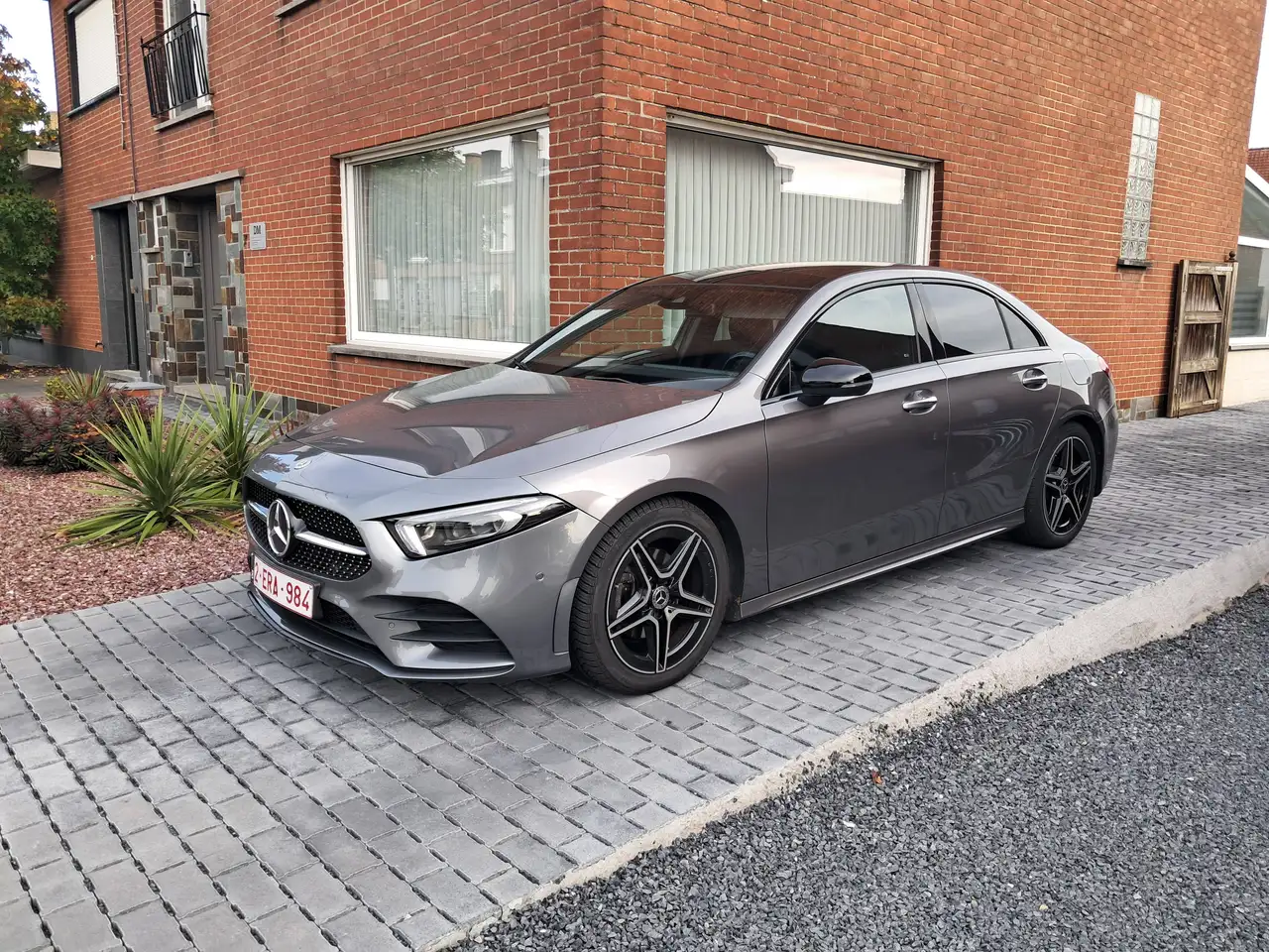 Mercedes-Benz A 200