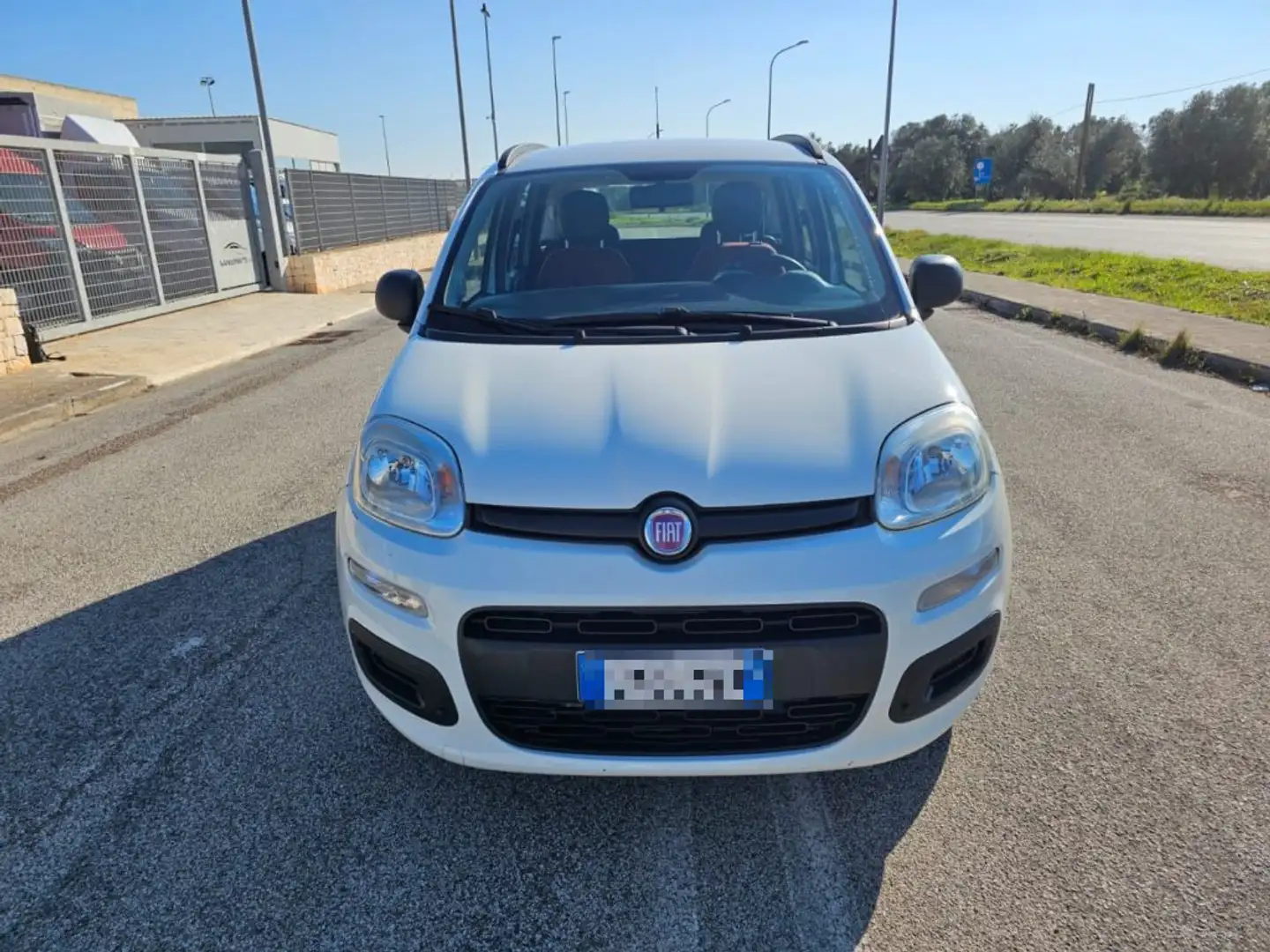 Fiat Panda 0.9 TwinAir Turbo Natural Power Pop Bílá - 2