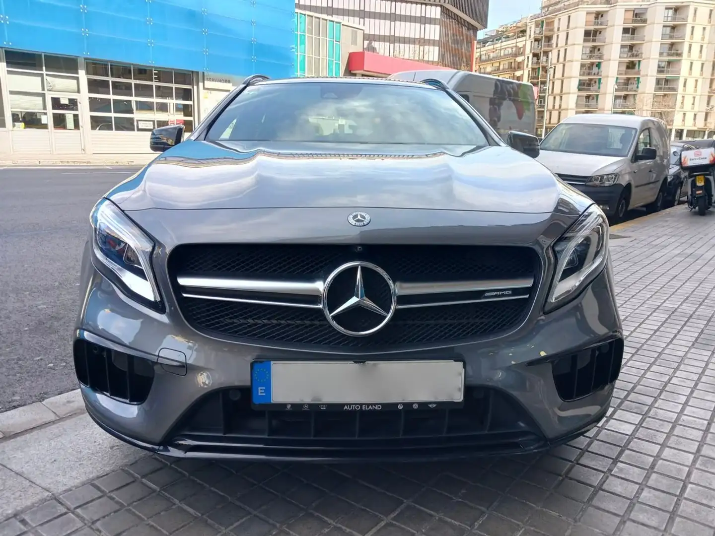 Mercedes-Benz GLA 45 AMG 4Matic 7-DCT Gri - 2