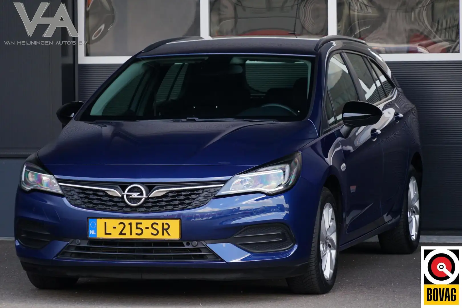 Opel Astra Sports Tourer 1.2 Edition, NL, CarPlay, PDC, navi Blauw - 1