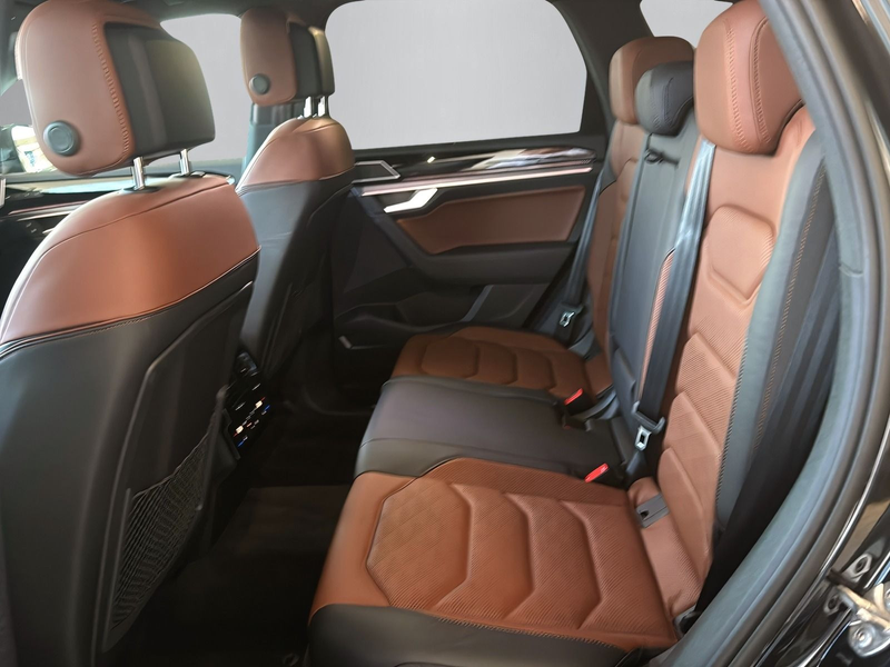 Volkswagen Touareg R-Line 3.0TDI +WANK+STDHZ+AHK+LUFT+ — photo 14