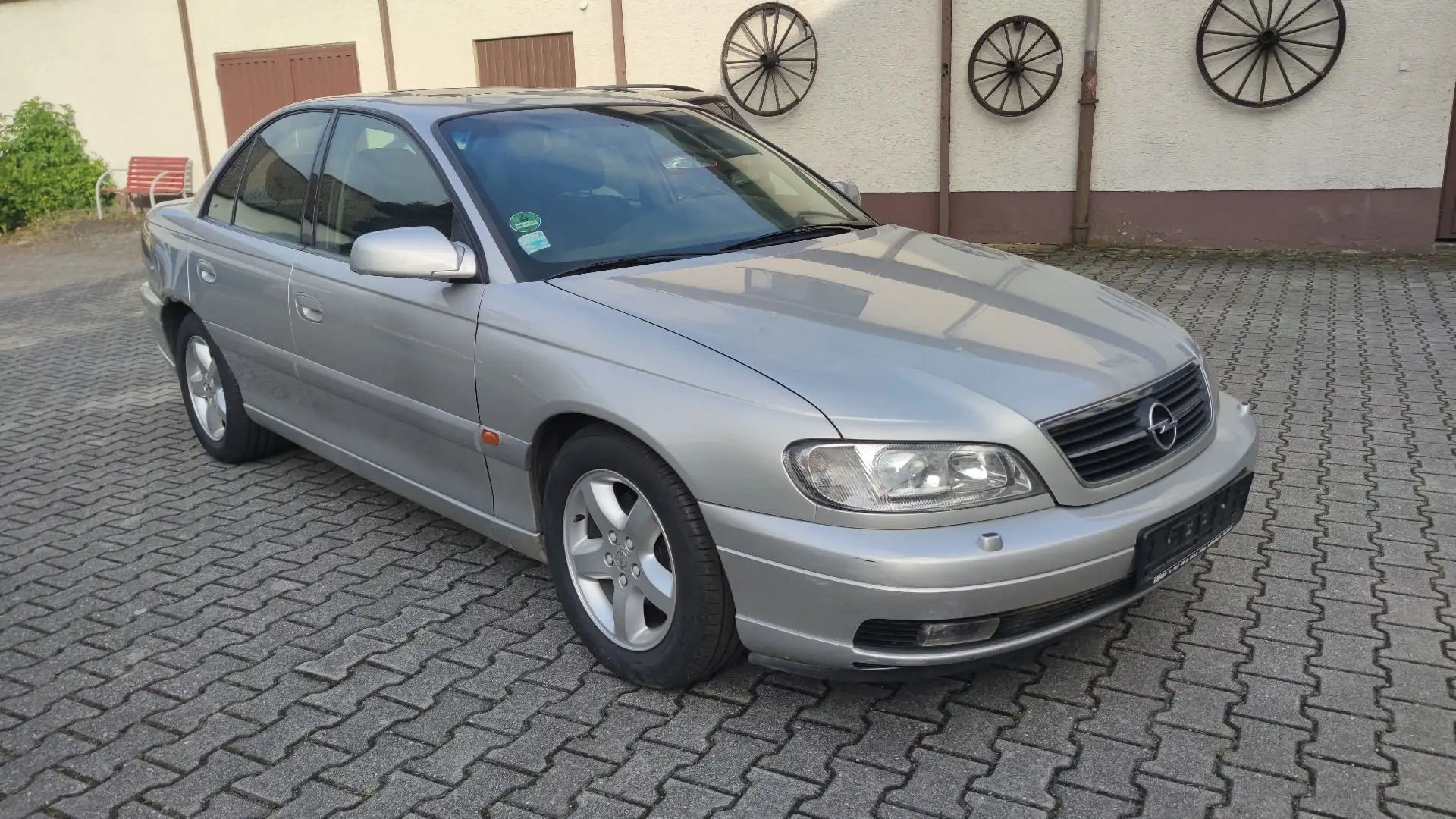 Opel Omega 2.5 V6 Elegance ohne TÜV 1.Hand Argintiu - 1