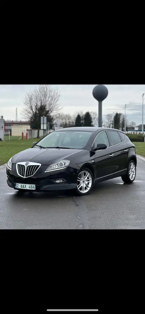 Lancia Delta 2010 - 1