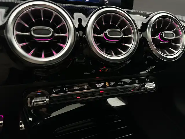 Mercedes-Benz A-Class view 28