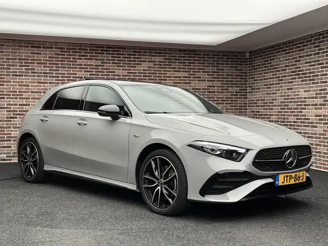 Mercedes-Benz A-Class view 22