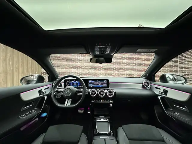 Mercedes-Benz A-Class view 9