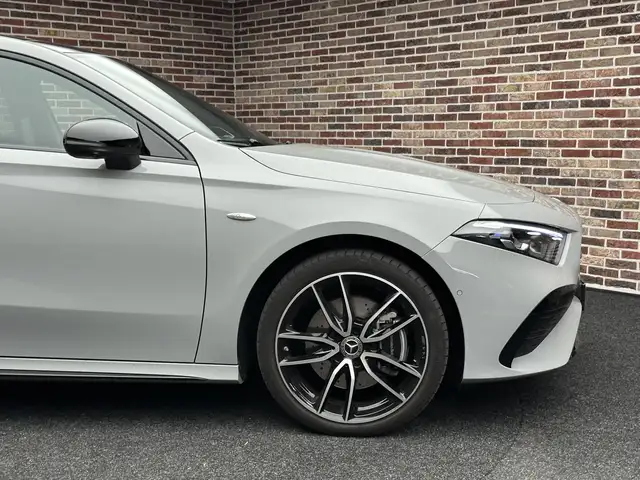 Mercedes-Benz A-Class view 8
