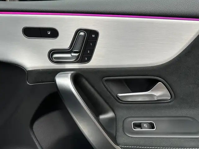 Mercedes-Benz A-Class view 19