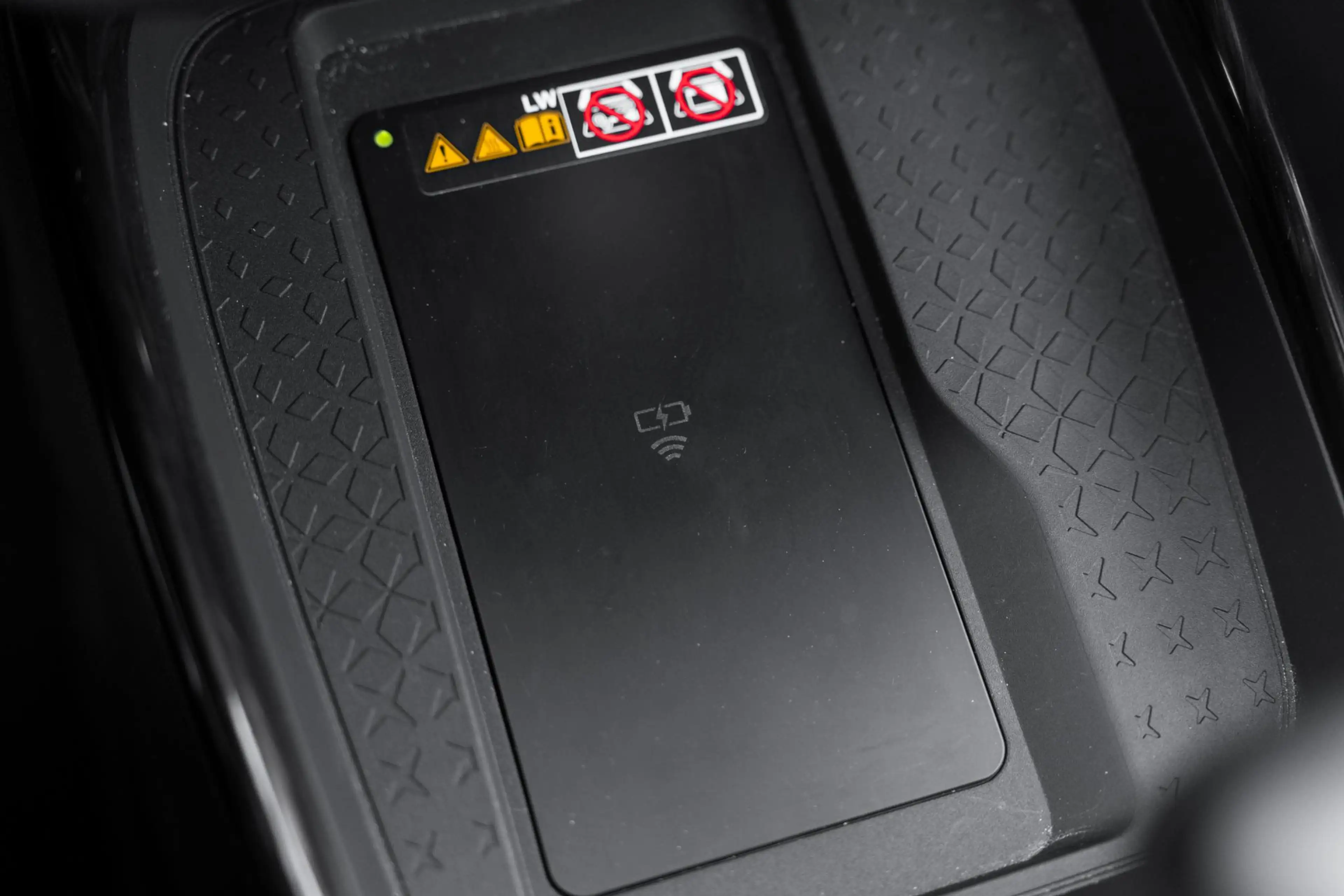 Toyota Aygo X Hybrid 115 envy — photo 30
