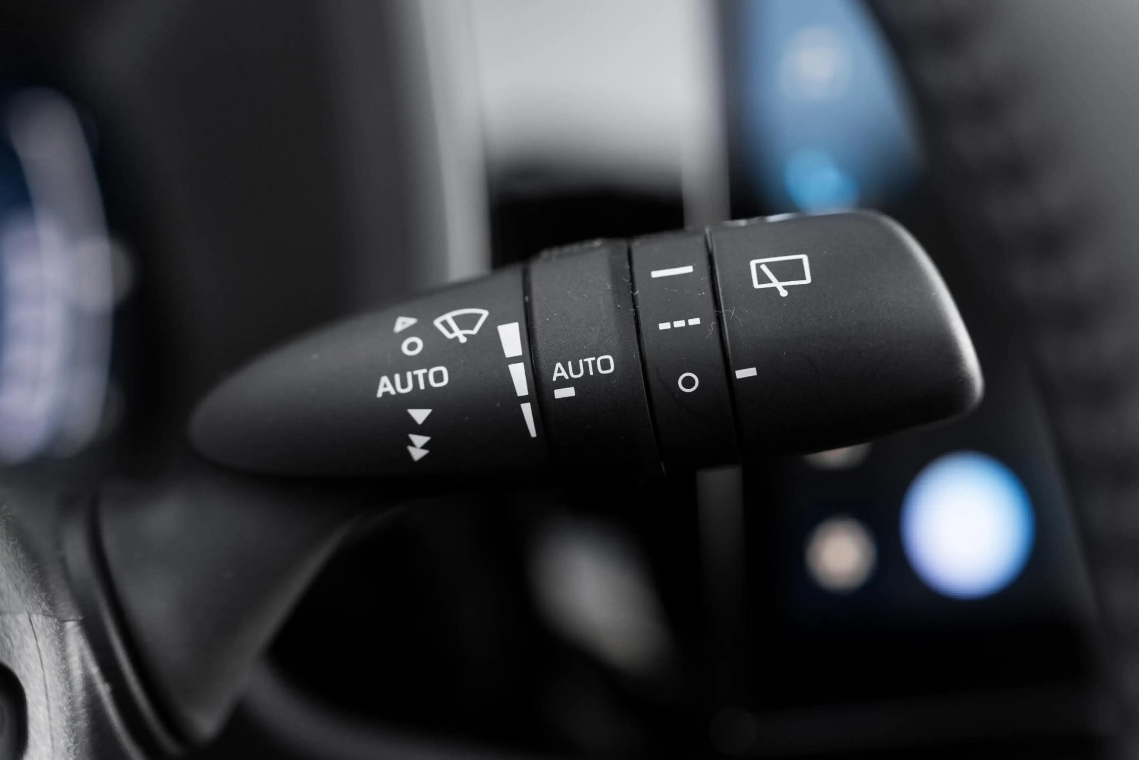 Toyota Aygo X Hybrid 115 envy — photo 34