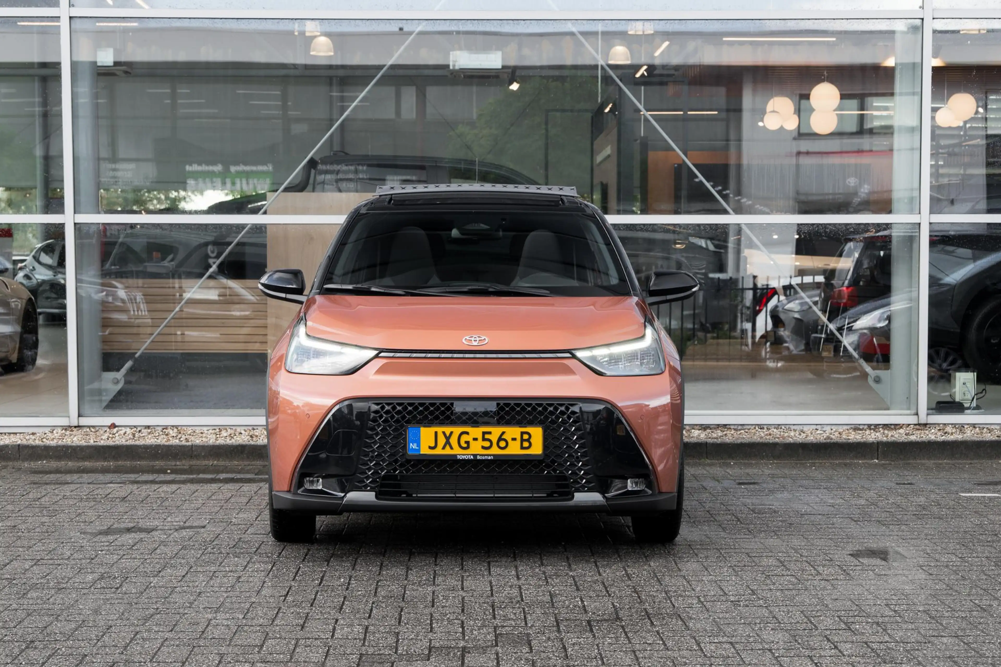 Toyota Aygo X Hybrid 115 envy — photo 16