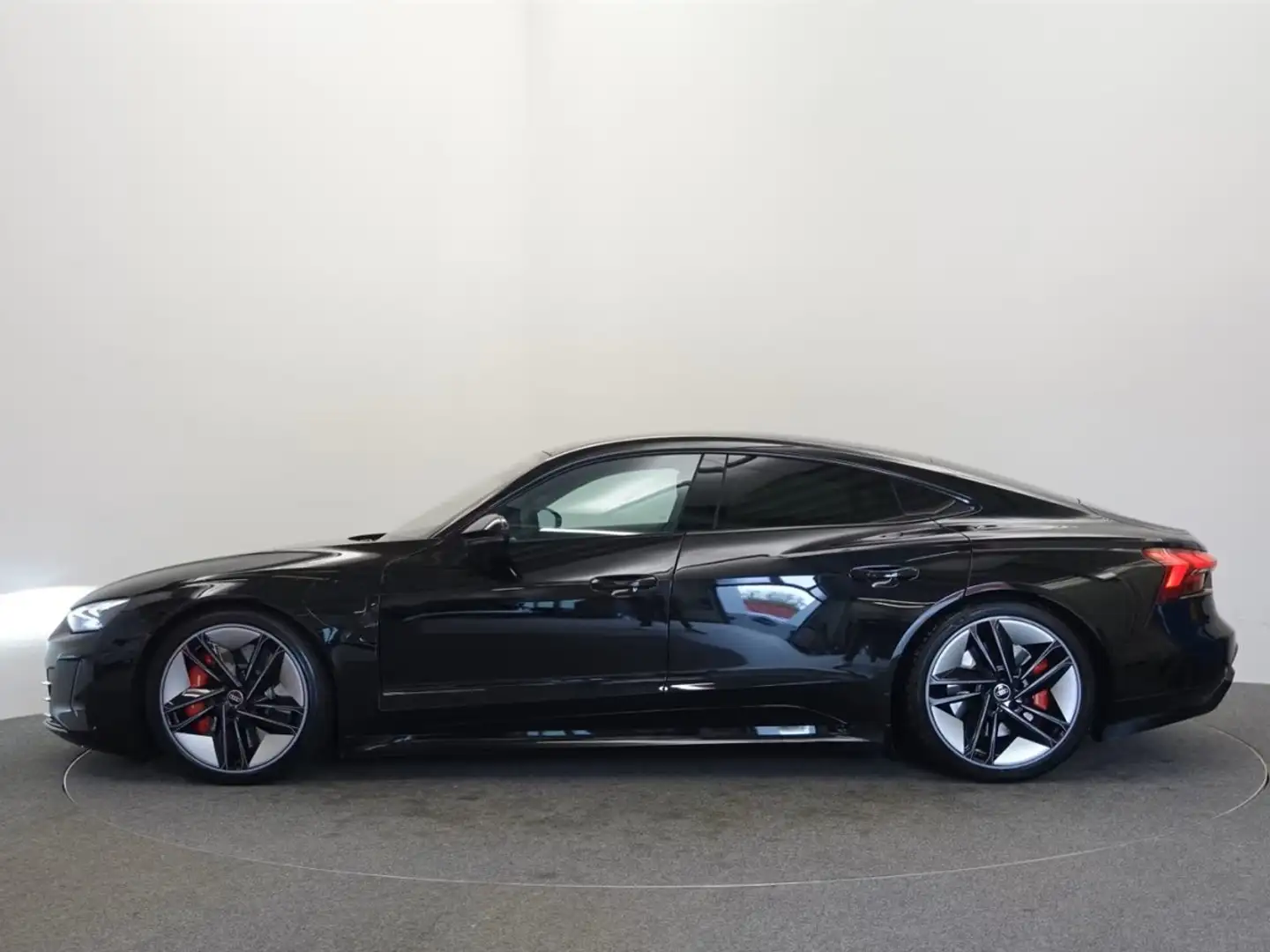 Audi e-tron GT RS 646CV B&O, MATRIX, TETTO, AIR Nero - 2