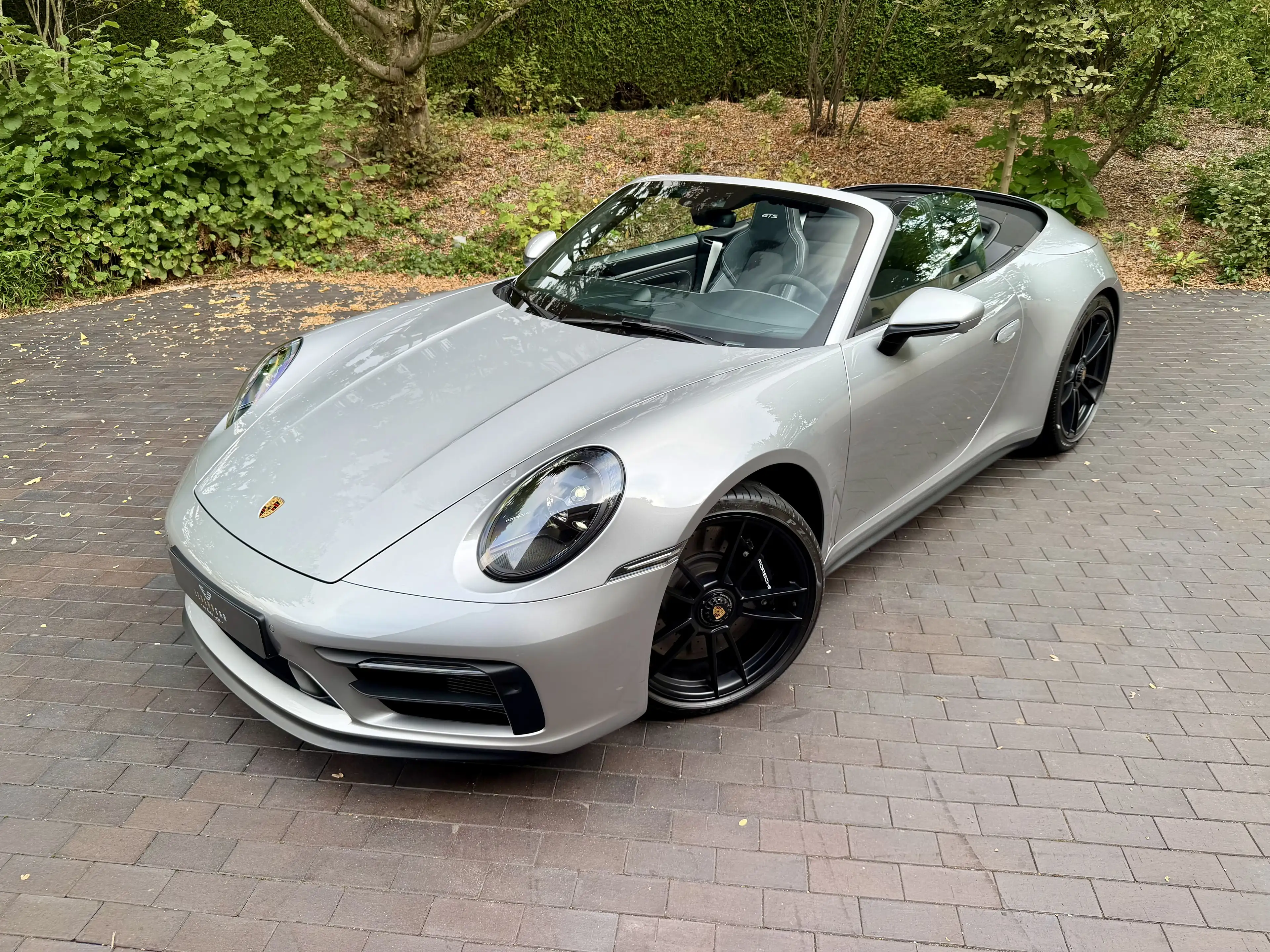 Porsche 992 .1 Carrera 4 GTS Cabriolet PDK / 1ste lak / 1 eigenaar / Topstaat! — photo 2