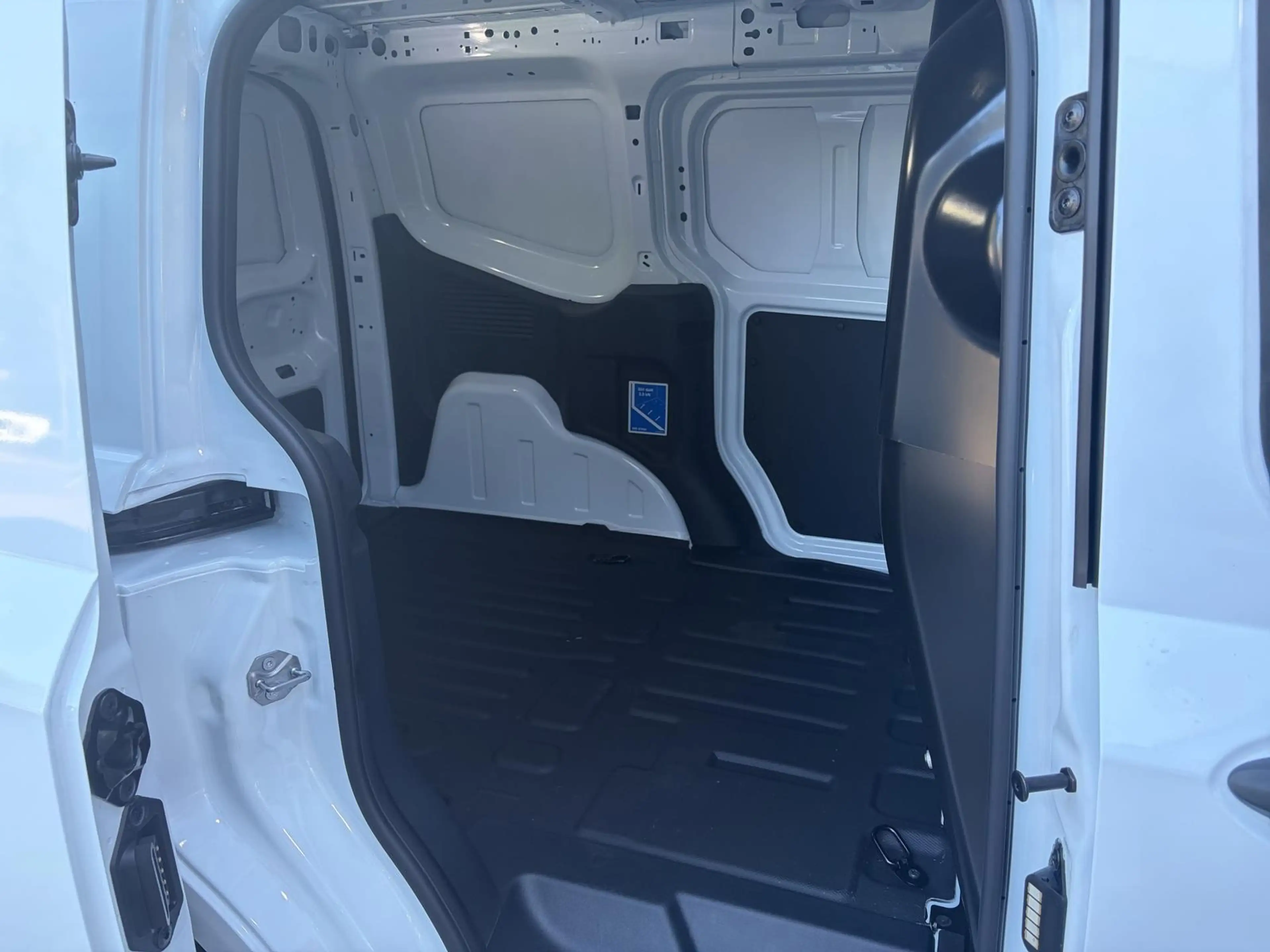 Ford Transit Courier Trend 1.0 EcoBoost #GJR #WINTER-PAKET — photo 15