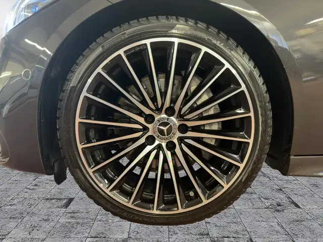 Mercedes-Benz C 220 d 4MATIC T-Modell Österreich-Edition Distr Ansicht 18