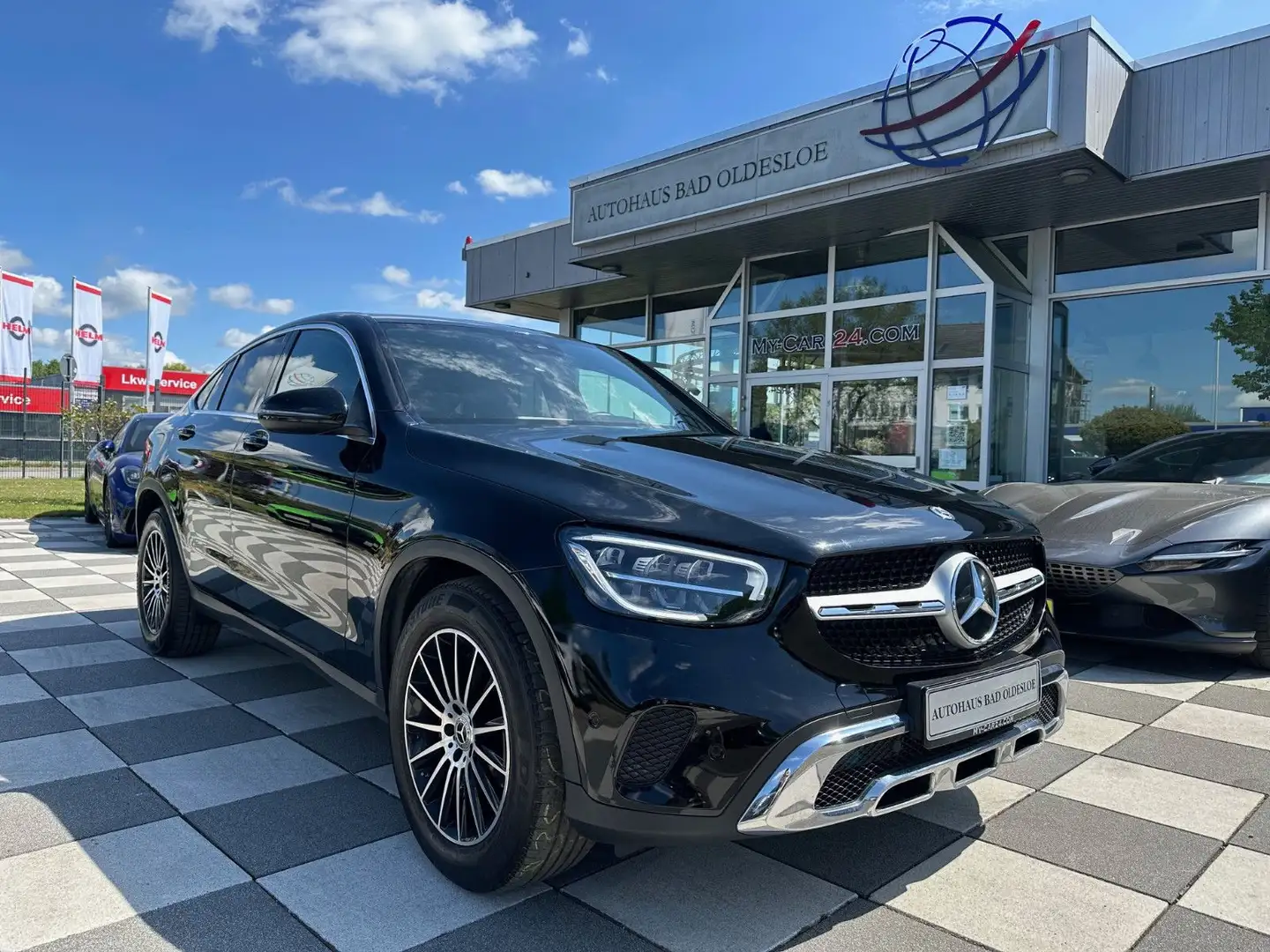 Mercedes-Benz GLC 300 d 4Matic Coupe+Business Paket Schwarz - 1