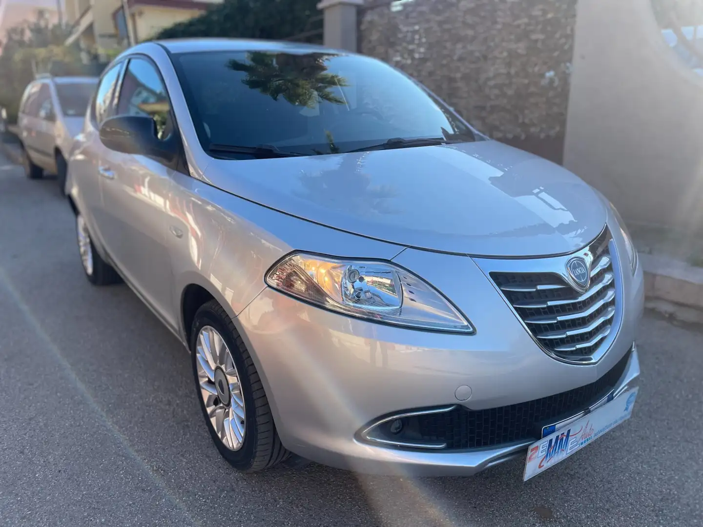 Lancia Ypsilon Lancia Ypsilon 1.2 69 CV 5 porte GPL Ecochic Gold - 1