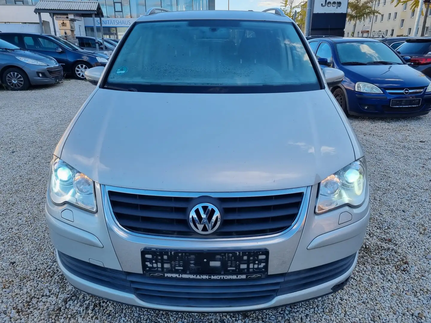 Volkswagen Touran Freestyle Grau - 1
