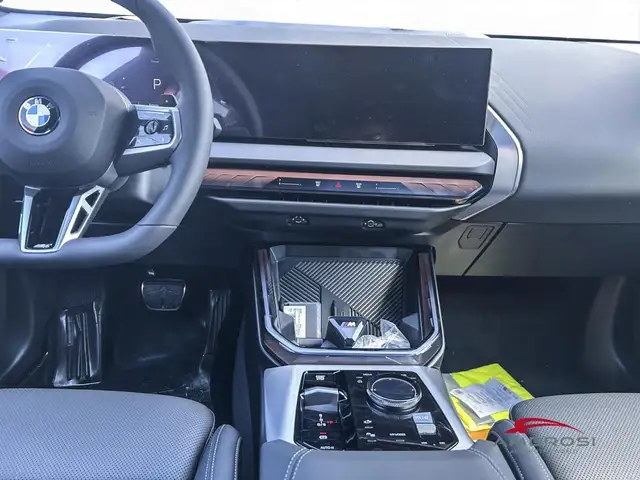 BMW X3 view 11
