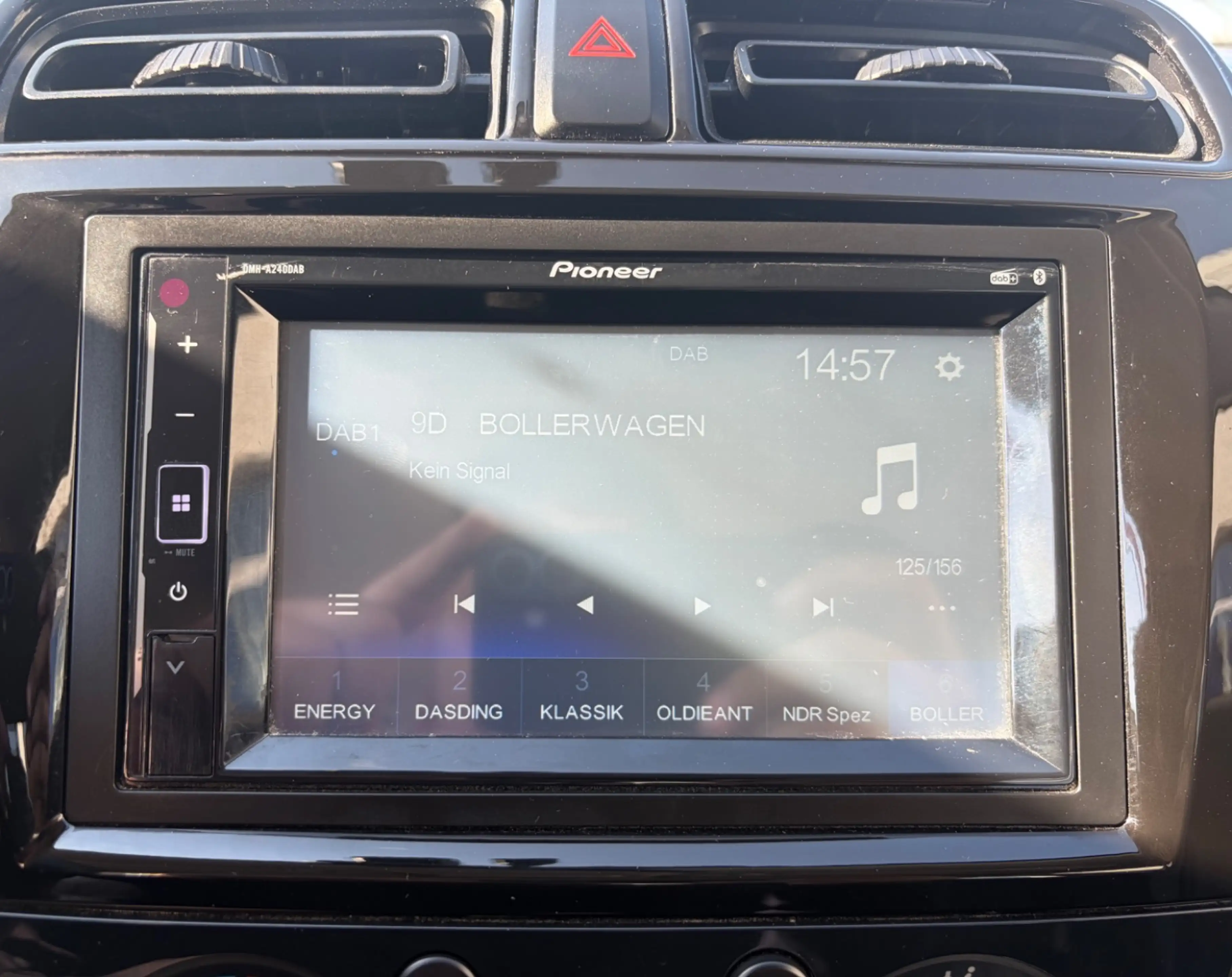 Mitsubishi Space Star 1.2 Select *KLIMAANLAGE*DAB*BLUETOOTH* — photo 11