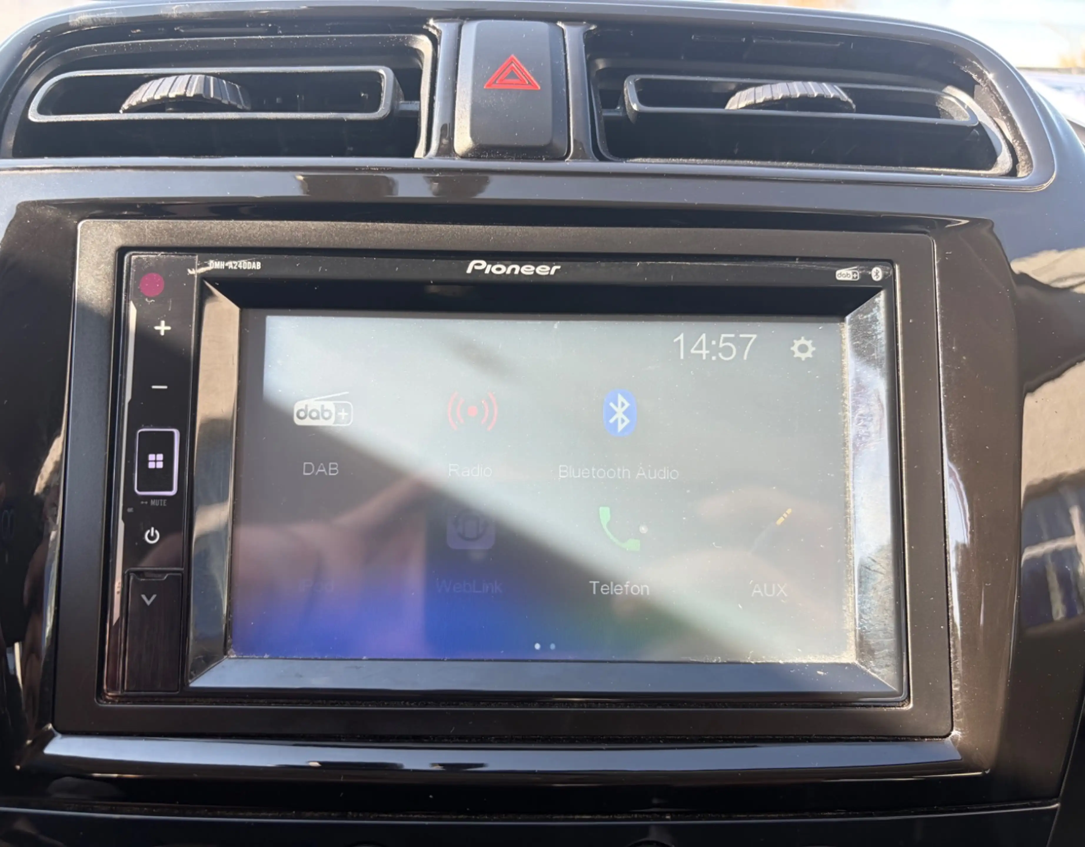 Mitsubishi Space Star 1.2 Select *KLIMAANLAGE*DAB*BLUETOOTH* — photo 10