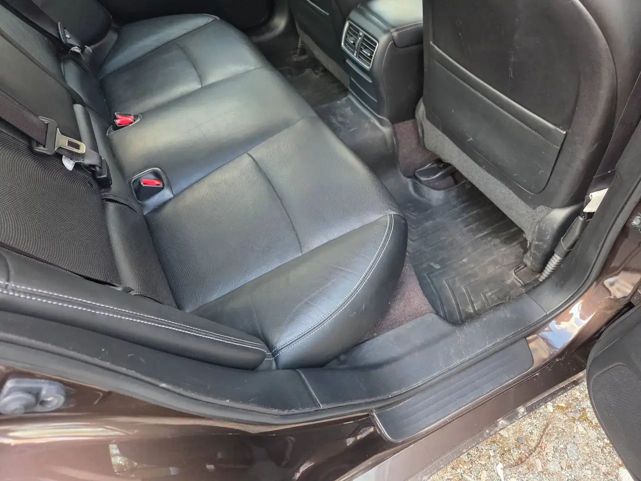 Infiniti Q50 снимка Infiniti Q50