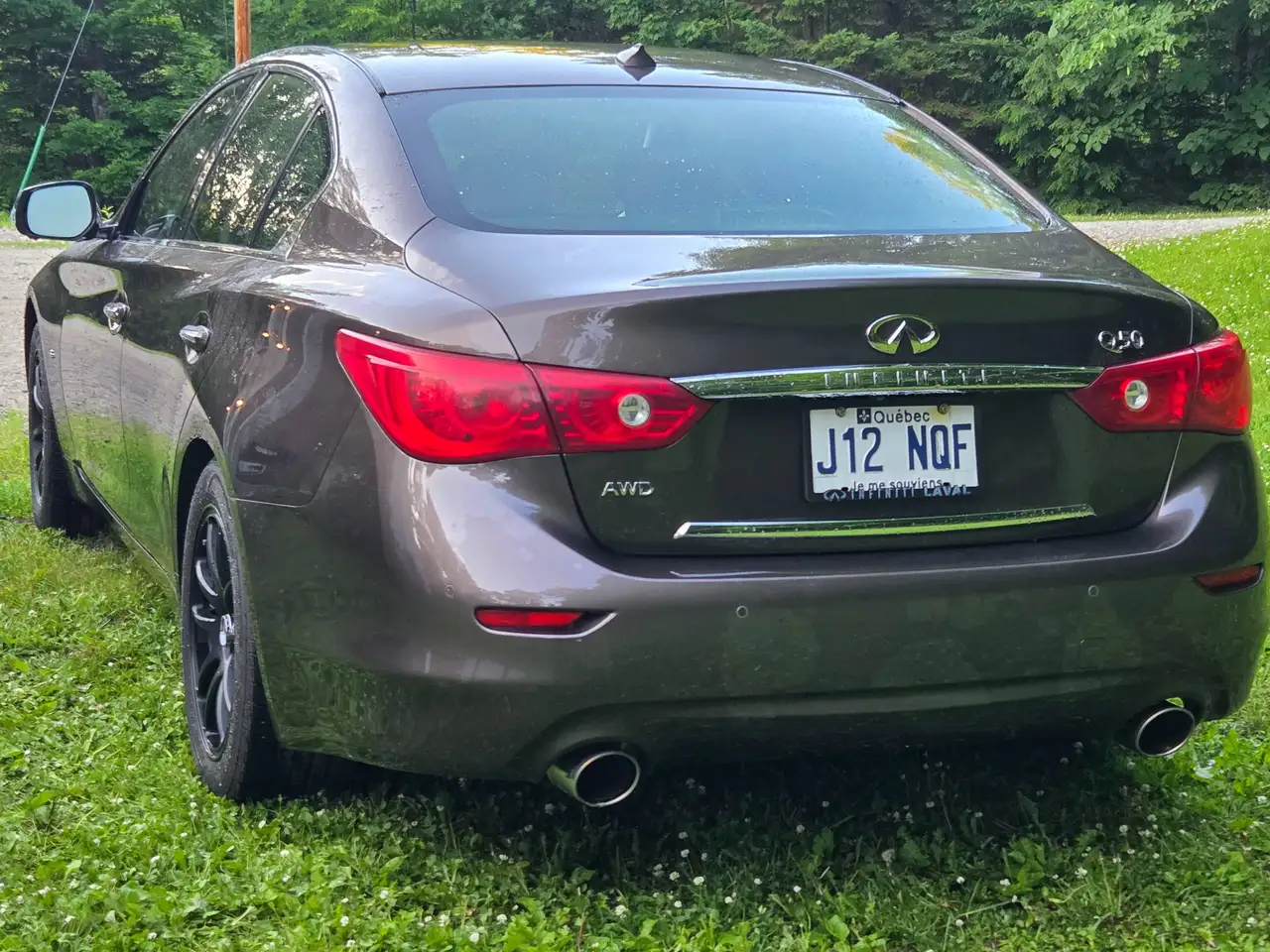Infiniti Q50 снимка Infiniti Q50