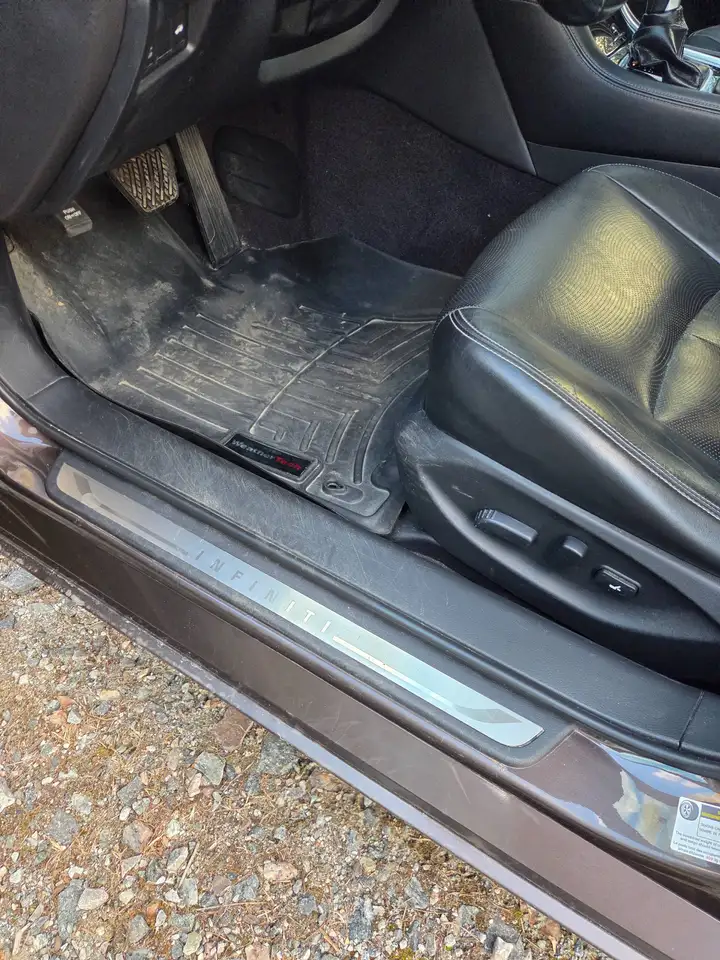 Infiniti Q50 снимка Infiniti Q50