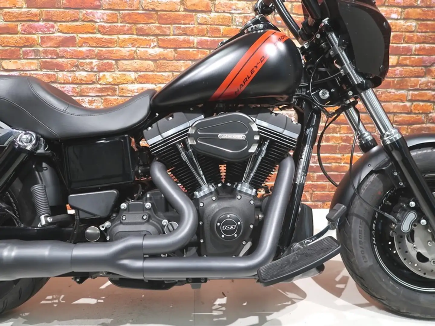 Harley-Davidson Dyna Fat Bob FXDF 1690 FXDF Fat Bob van 2016 Zwart - 2