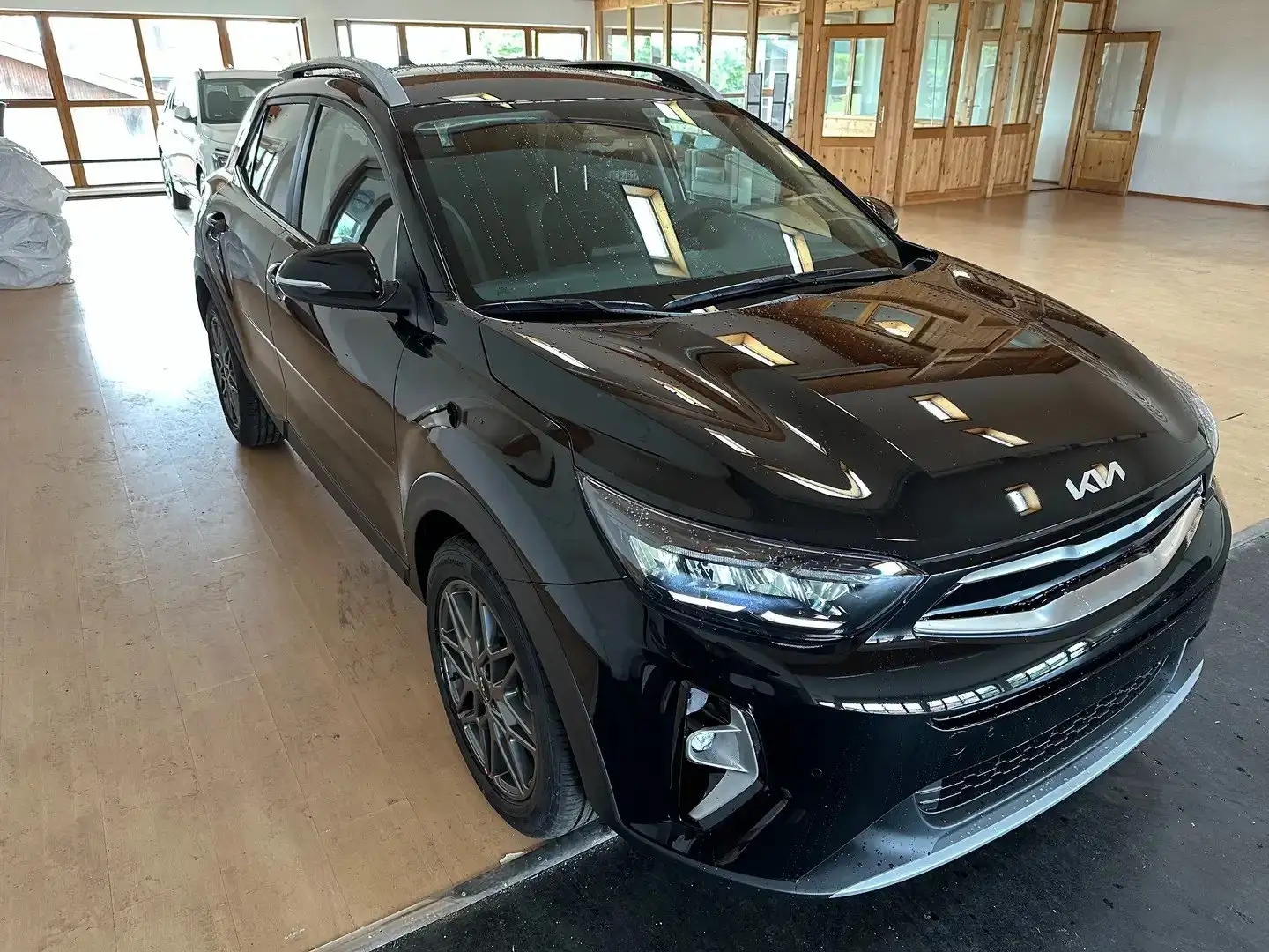 Kia Stonic 1.0 T-GDI 100 Nightline Edition Schwarz - 2