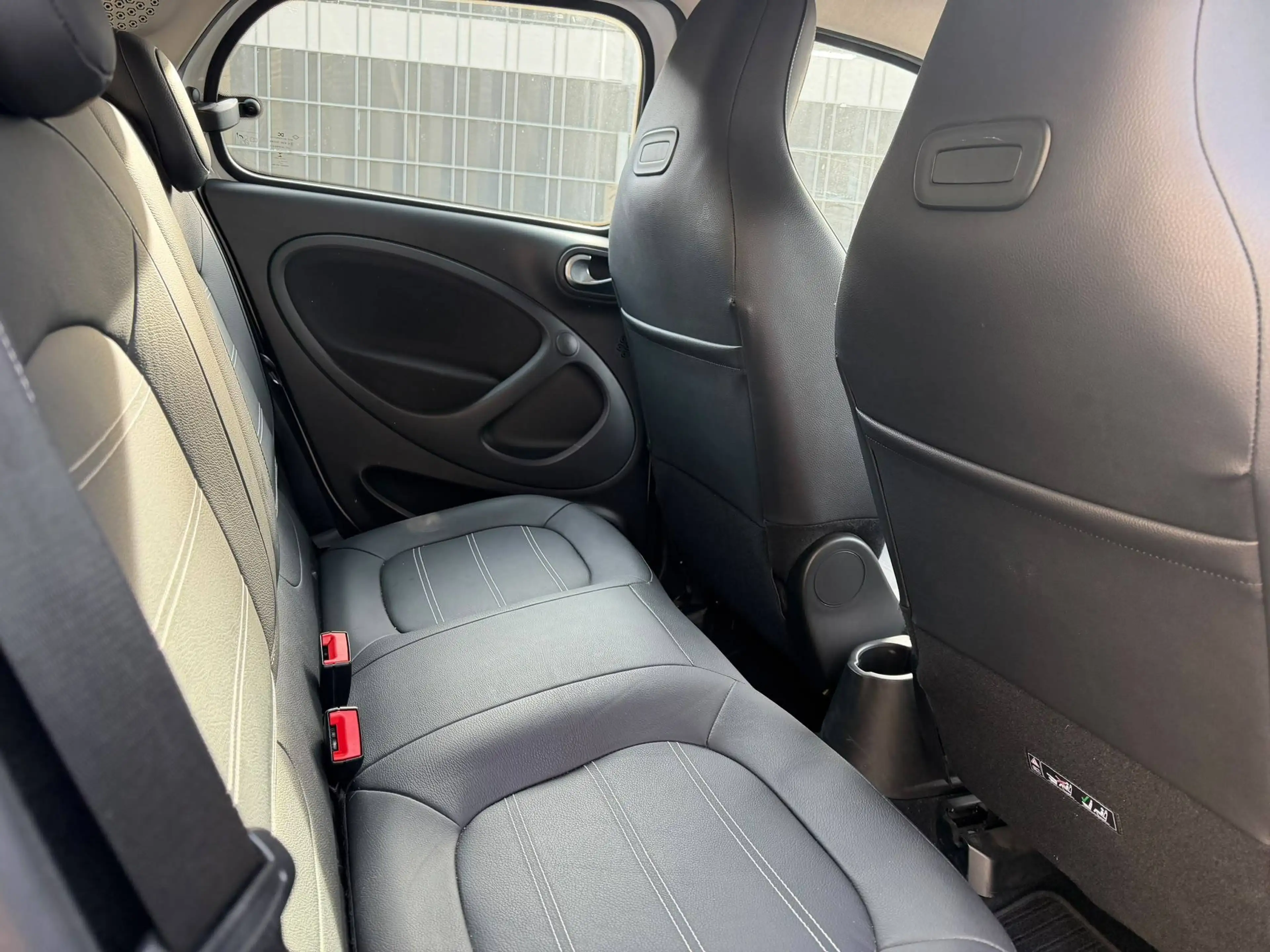 smart forFour Prime Automatik SHZ Leder Rückfahrkamera — photo 9