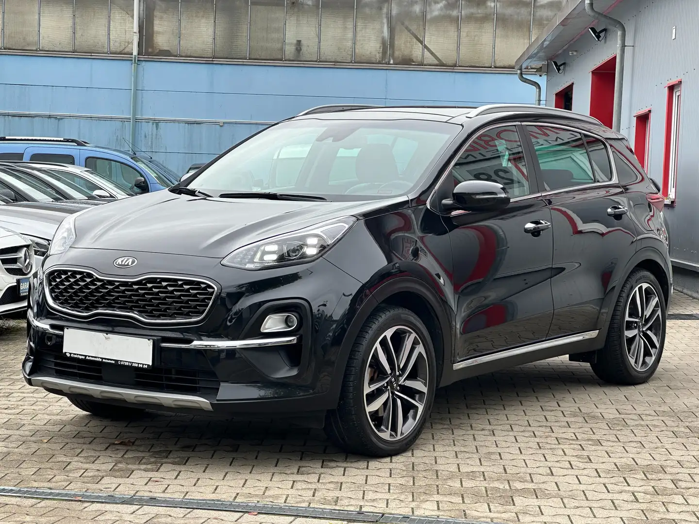 Kia Sportage 4WD*AUTOMATIK*AHK*Leder*Panorama*Navi*Kamera*BiLED Schwarz - 1