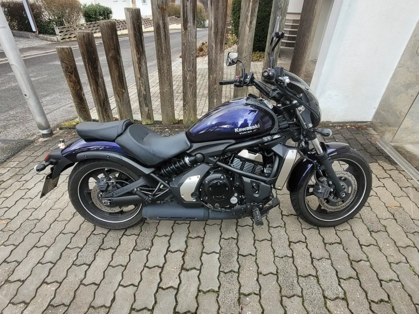 Kawasaki Vulcan S Windschild + Handyhalterung Violet - 1