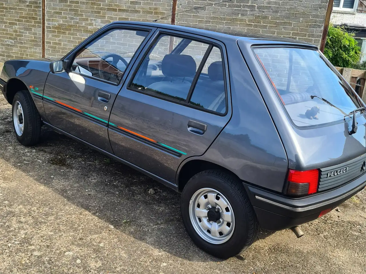 Peugeot 205 color line, foto 3
