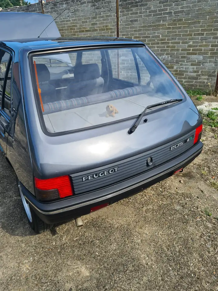 Peugeot 205 color line, foto 6