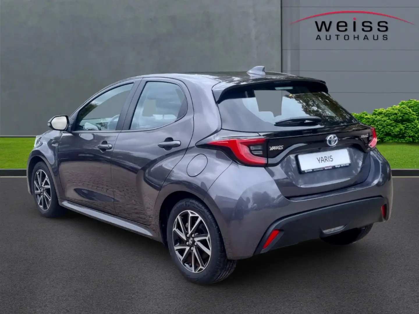 Toyota Yaris Hybrid Club*LED*ACC*SHZ*CAM*AAC*TOP*HU*NEU Gris - 2