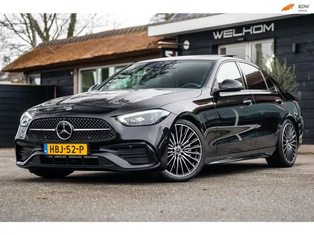 Mercedes-Benz C 300 4MATIC AMG Adaptive Cruise I Panoramadak I Autonoo