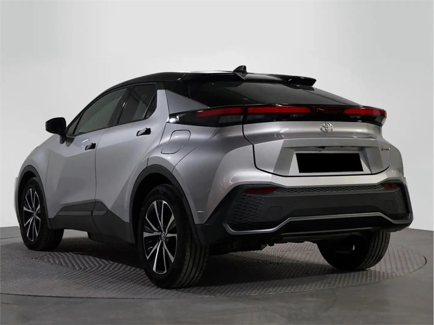 Toyota C-HR 2.0 220PH Advance - 2