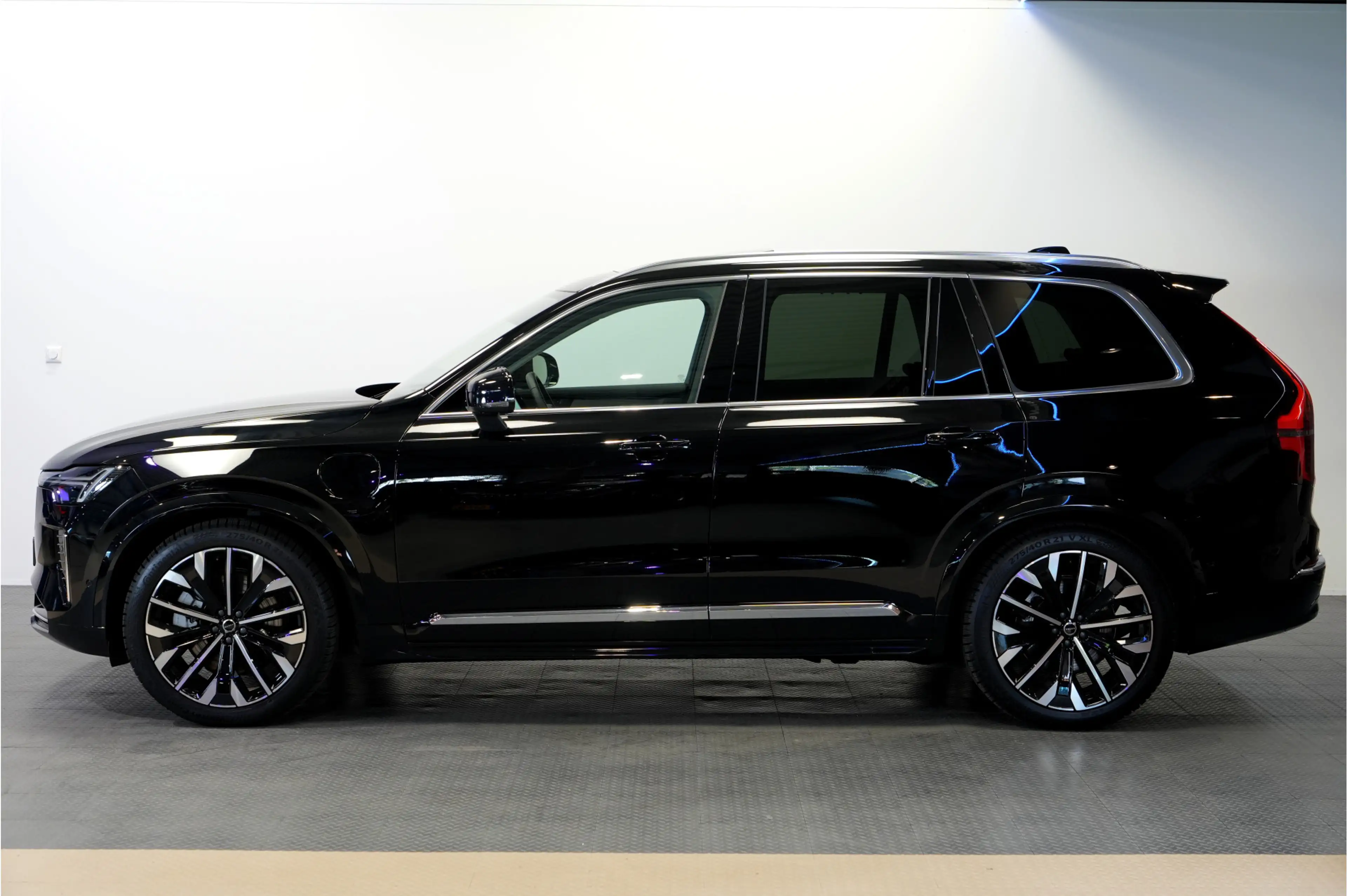 Volvo XC90 2.0 T8 AWD 335kW/456pk Aut8 Recharge Ultra Bright — photo 3