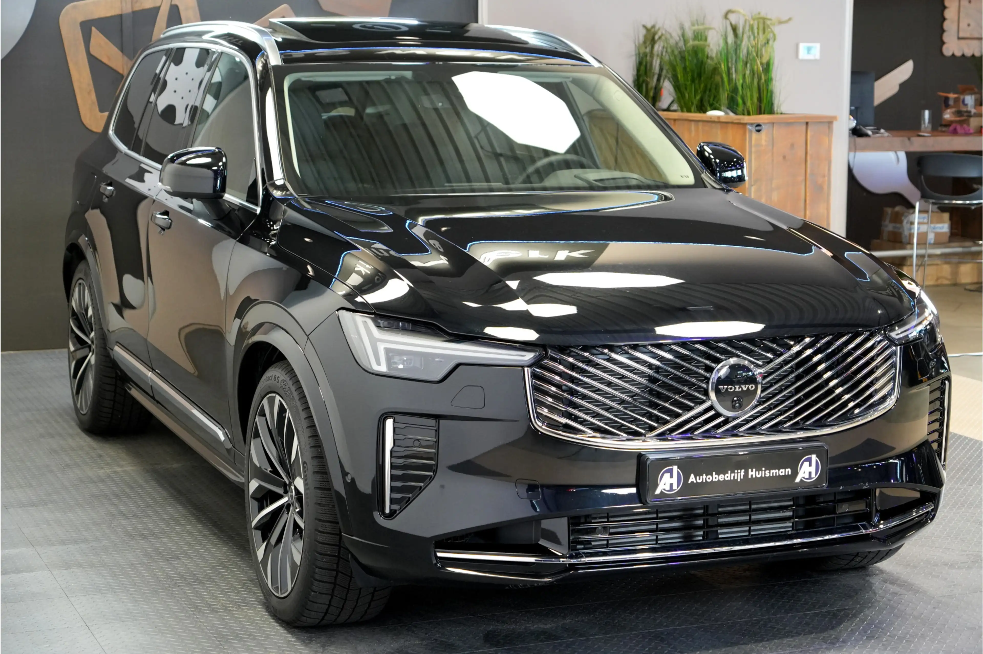 Volvo XC90 2.0 T8 AWD 335kW/456pk Aut8 Recharge Ultra Bright — photo 31