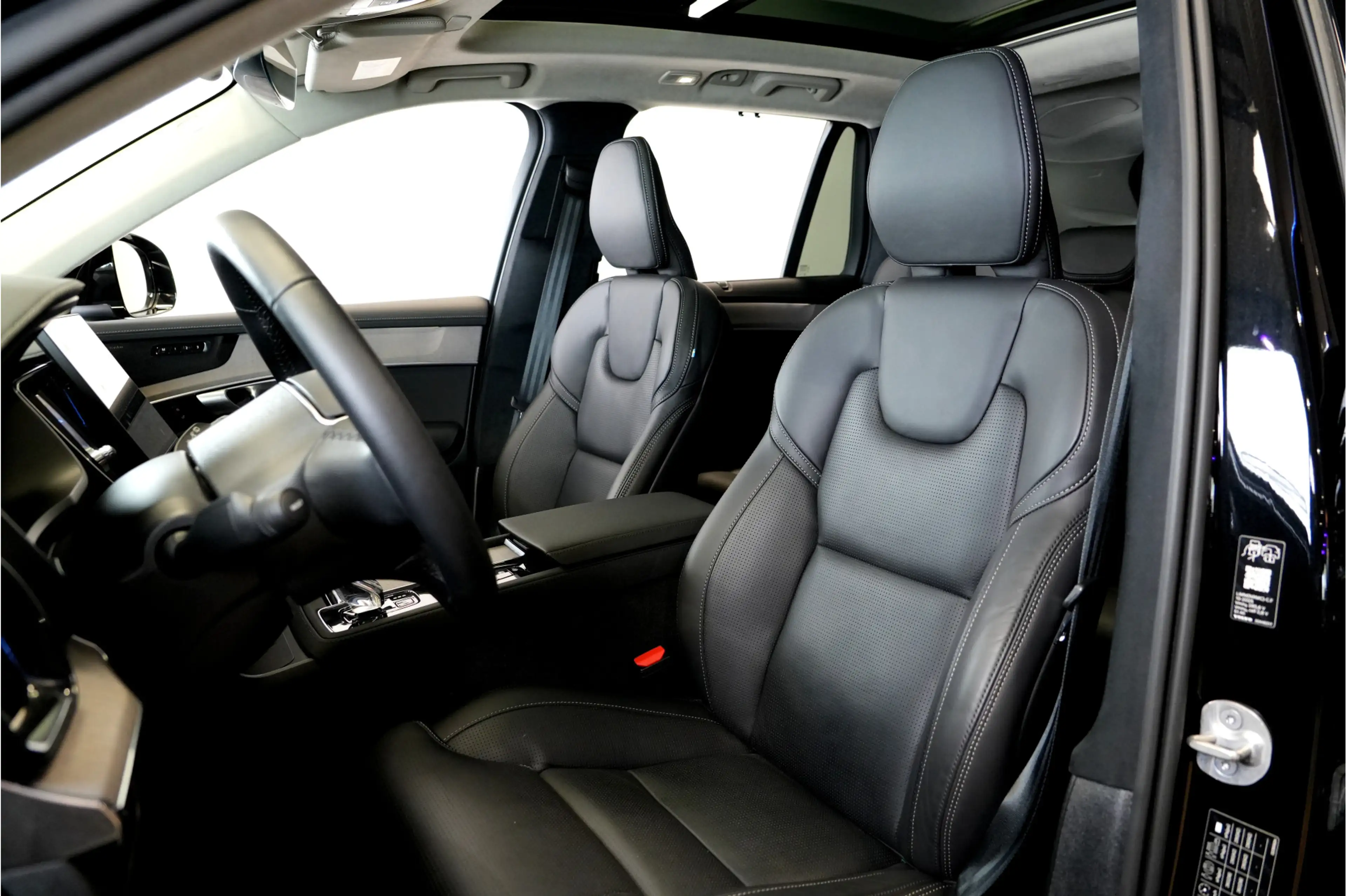 Volvo XC90 2.0 T8 AWD 335kW/456pk Aut8 Recharge Ultra Bright — photo 36