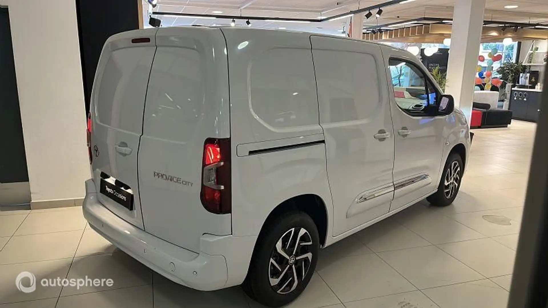 Toyota Proace City Long 100 D-4D Start MC24 - 2