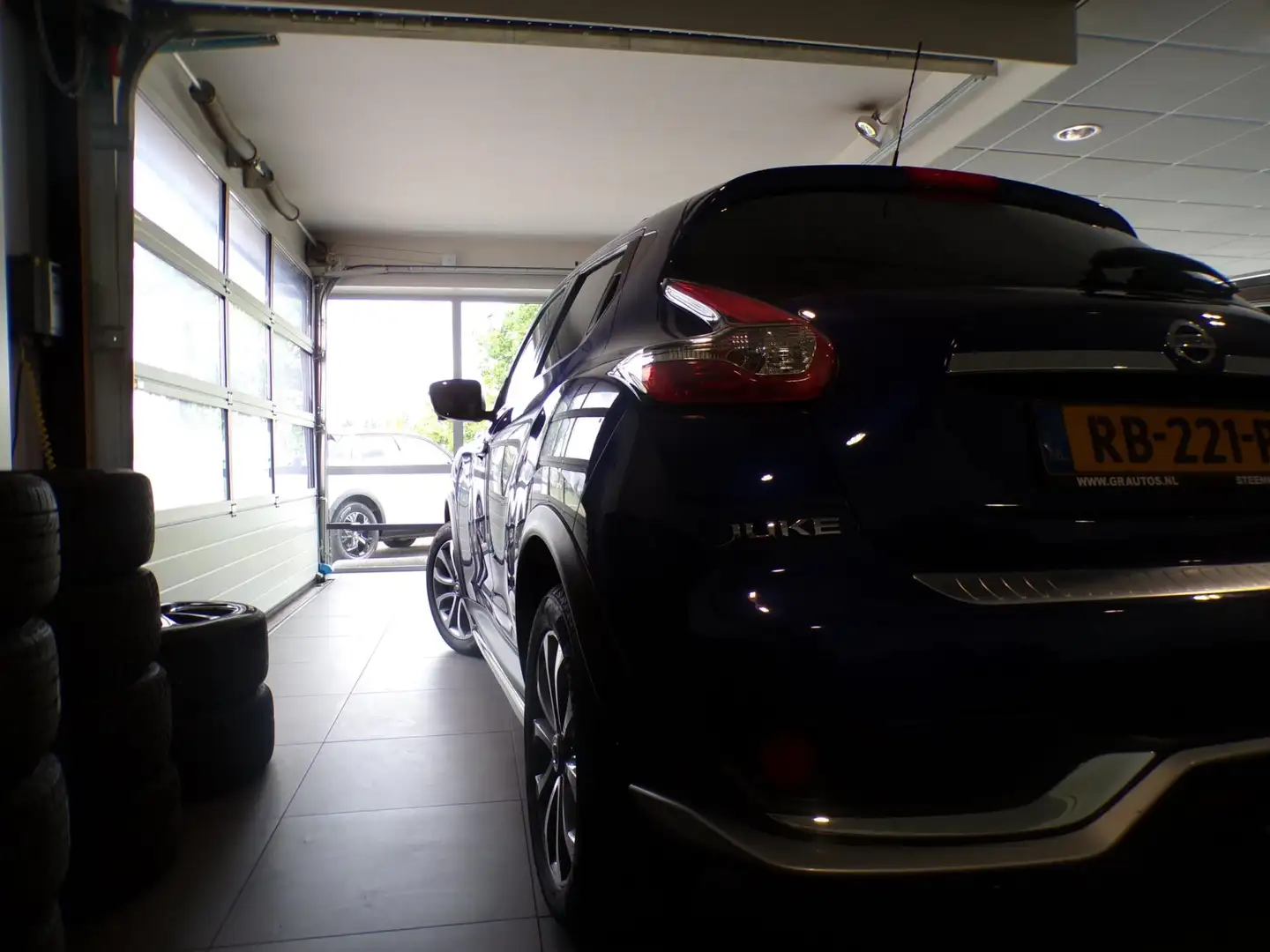 Nissan Juke 1.6 Tekna Automaat Bleu - 2