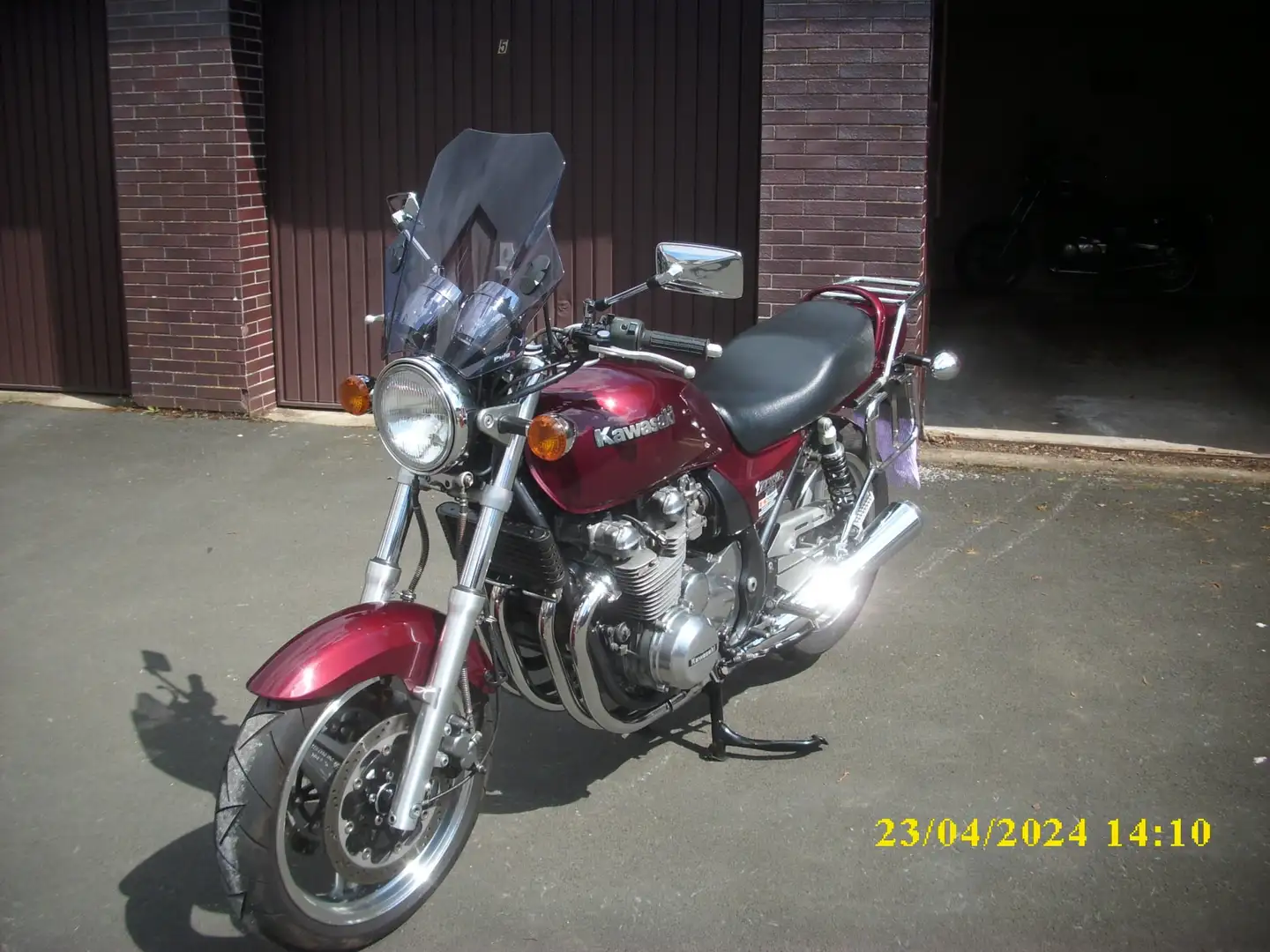 Kawasaki Zephyr 750 Rood - 1