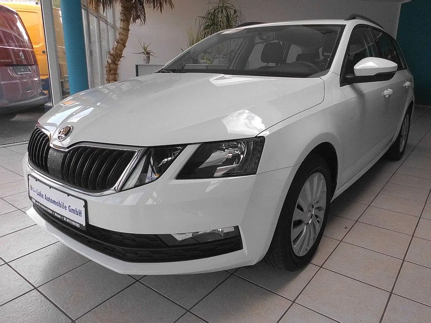 Skoda Octavia Combi 1,2 Active 1.Hand Orig. 36tkm. Weiß - 1