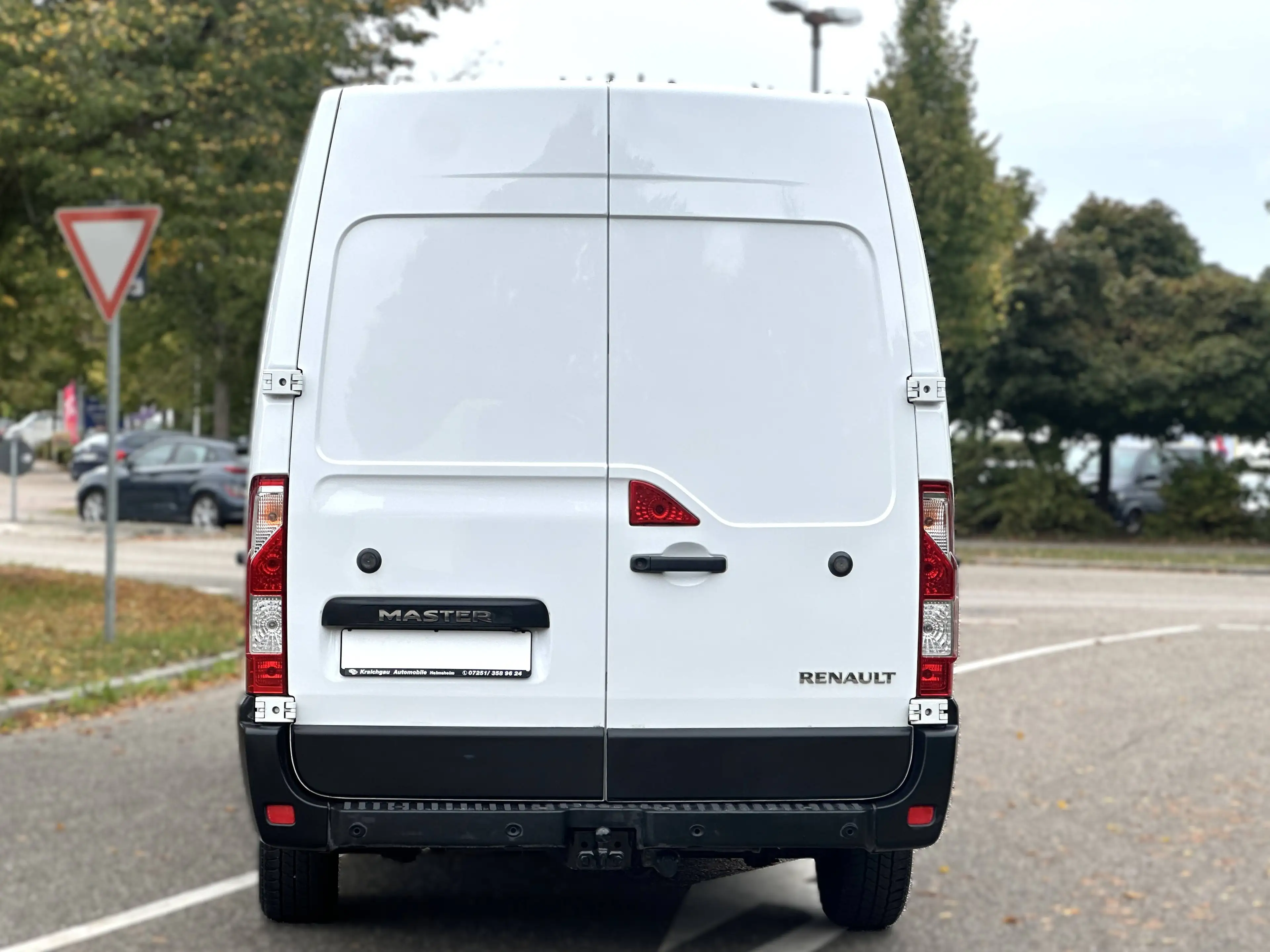 Renault Master 2.3 dCi*L3H2*AUTOMATIK*AHK*Navi*Kamera*TüV Neu — photo 4