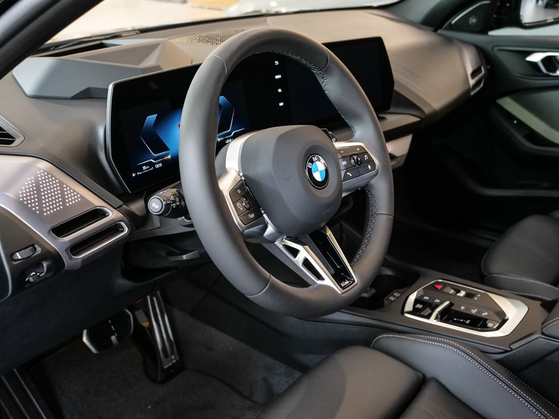 BMW 120 M Sport HUD ACC 360°KAM RFK NAVI LED DAB LM — photo 8