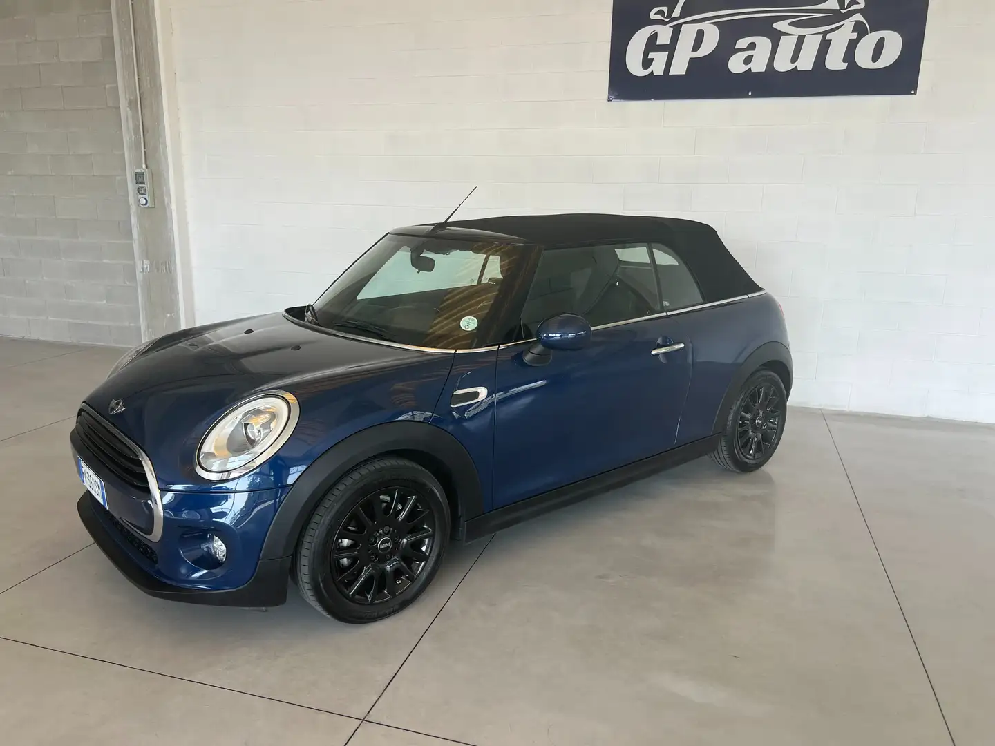 MINI Cooper D Cabrio Mini   Cabrio 1.5 Boost auto ok neopatentati Azul - 2