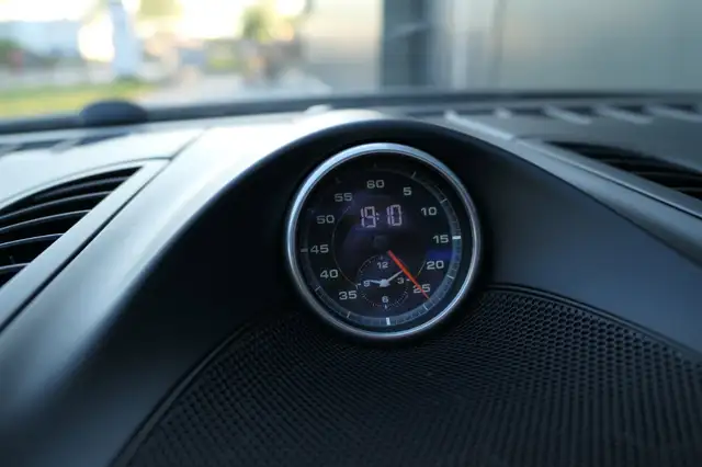 Porsche Cayenne view 7