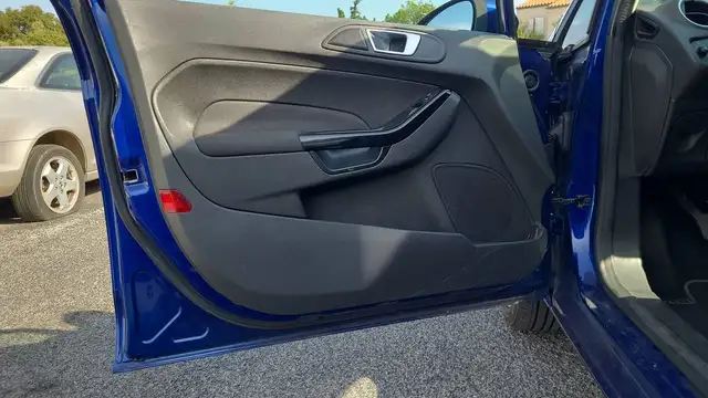 Ford Fiesta view 7